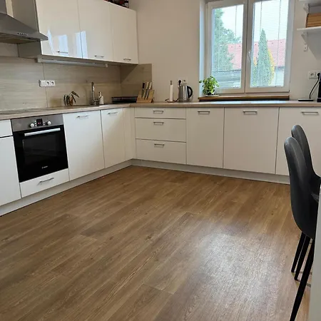 Lets Go Family Apartment *